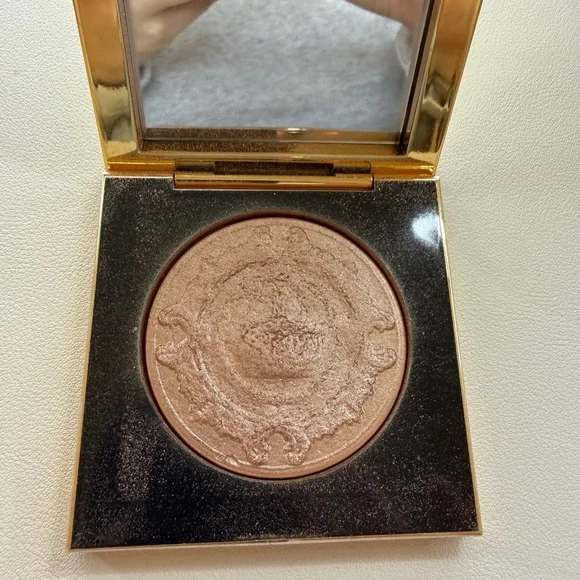 Pat McGrath Labs Limited Edition Highlighter - Picture 2 of 3